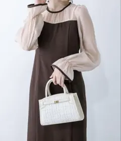 後ろリボンドッキングワンピース　オケージョン