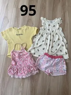 95センチ　女の子　夏服　4点セット売り　水着　キッズ　アンパンマン　ワンピース