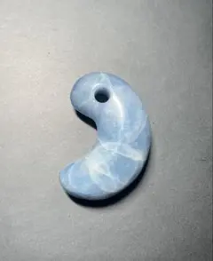 糸魚川翡翠 入りコン沢 丸玉 11mm 糸魚川翡翠 入りコン沢 丸玉 11mm - メルカリ