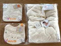 【新品未使用】赤ちゃんの城 バスタオルローブ ハンカチ　スタイ　今治タオルのサムネイル