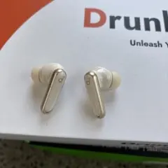 Soundcore P40i　イヤホン オフホワイト