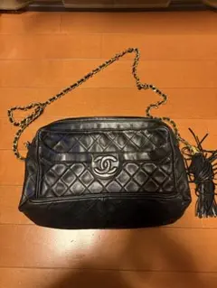 CHANEL ブラック キルティング ショルダーバッグ