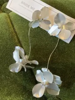 ウェディング　シルバーピアス　お花