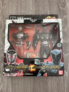 仮面ライダー龍騎VS仮面ライダーリュウガ フィギュアセット
