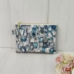 アレクサンドラ　青　総柄　ティッシュ入れ付ミニポーチ　ラミネート