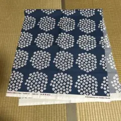 北欧マリメッコ　プケッティ　生地 はぎれ
