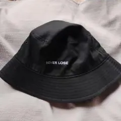 バケットハット　ロゴ　ブラック　サイズ調整可能　未使用