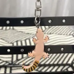ハンドメイド　トカゲキーホルダー