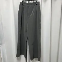 グレー ワイドパンツ センタープレス