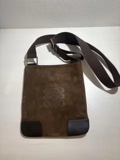 LOEWE アナグラム スエード ショルダーバッグ ブラウンのサムネイル