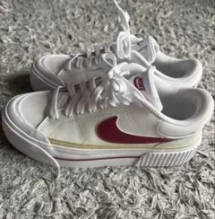 Nike スニーカー ホワイト/バーガンディ