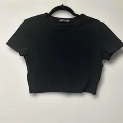 未使用ZARAクロップド丈Tシャツ黒