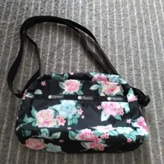 レスポートサック　ショルダー　バッグ　黒地　花柄　美品