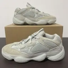 adidas スニーカー