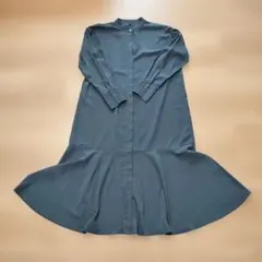 アントマリーズ スタンドカラー ロングシャツワンピース ダークグリーンのサムネイル