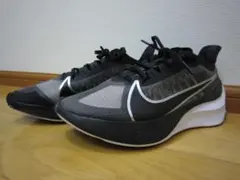 ランニングシューズ 23.5