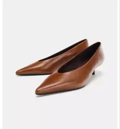 ザラ　zara レザーキトンヒールシューズ　定価9990円