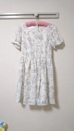 ☆新品・未使用☆フラワープリント シアーチェックワンピース