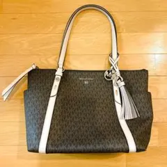 Item thumbnail for item 2a9152c3-24a3-4bbb-a8f8-1507fb116d14