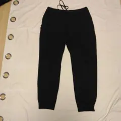 美品　GUブラックジョガーパンツ 薄手タイプ　メンズL