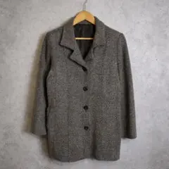 Item thumbnail for item 4b533f34-b488-4afd-bef9-be96a1cacb5e