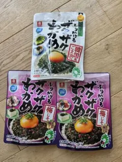 理研ビタミン ふりかけるザクザクわかめ 3袋セット　梅じそ　ごま油×2のサムネイル