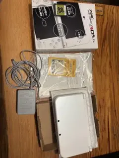 New Nintendo 3DS LL パールホワイト 本体