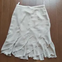 【ワールド】ひざ丈 フレアスカートのサムネイル