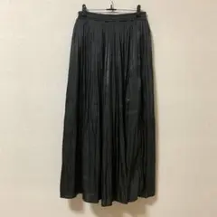 【しまむら(MUMU&Co.)】 グレーブラック ロングスカート 光沢感