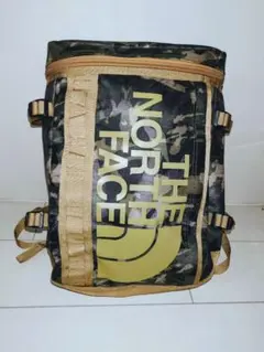 【送料無料】美品THE NORTH FACE 迷彩バックパック