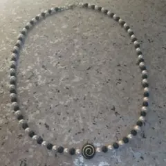 パールビーズ×black&whiteネックレスSeahorse×world