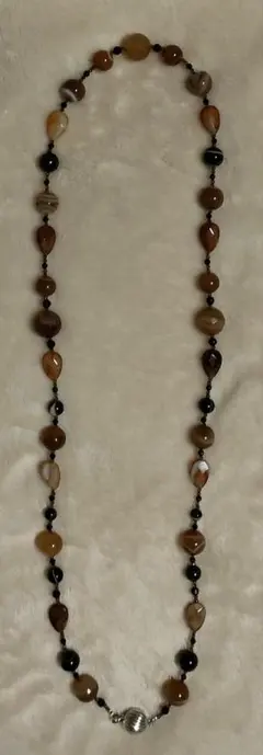 天眼石と天然石のネックレス