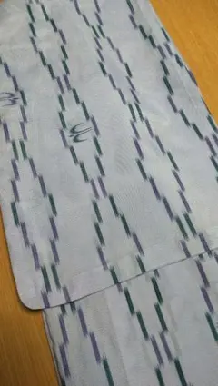 洗える絽の着物 小紋 着物 幾何学模様 絣調 ツバメ様柄 薄紫のサムネイル