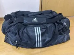 adidas ボストンバッグ ブラック 大容量　合宿　野外活動