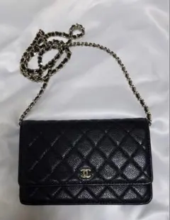 CHANEL ブラック チェーンウォレットノベルティ