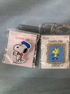 スヌーピー　アクリルクリップ　2個