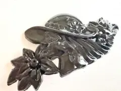 年代物 当時物 未使用 黒 女性 お花 vintageバレッタ
