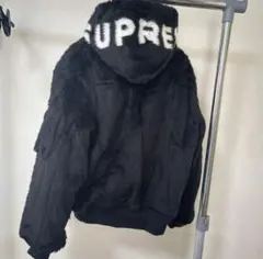 2025年最新】supreme faux fur reversibleの人気アイテム - メルカリ