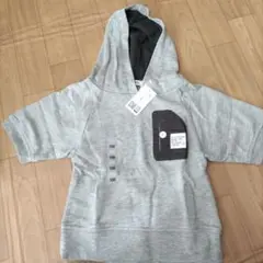 未使用品フード付きグレー半袖 トレーナー サイズ100