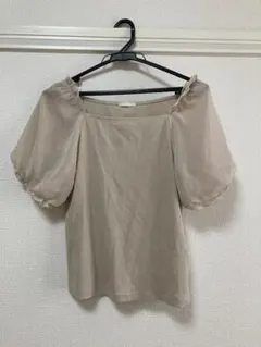 GU スクエアネック トップス 半袖 夏