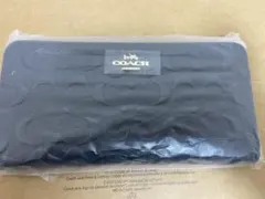 新品・未使用コーチCOACH エンボス加工 ブラック長財布のサムネイル