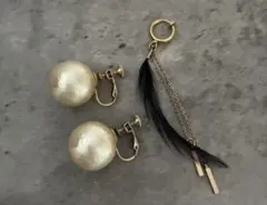 アイボリー パール風ボールイヤリング