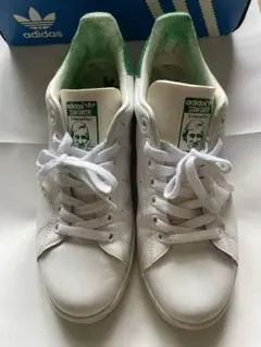 Item thumbnail for item da3907d5-c5e1-41f8-ae2a-0724f1f7f2b7