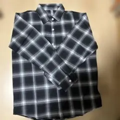 チェックシャツ