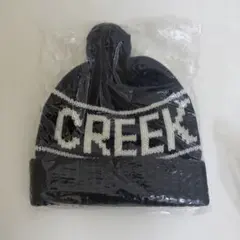 Creek Angler’s Device PACS ポンポン ビーニー 紺