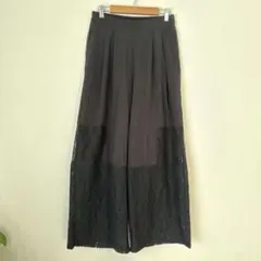 グリーンパークス　ナイロンワイドパンツ　裾レース　黒