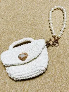 マクラメ カバン型ミニポーチ/小銭入れ パールチェーン付き ハンドメイド