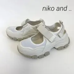 春デザイン推し✨ ニコアンド 厚底メリージェーンスニーカー ベルト 白 23.5