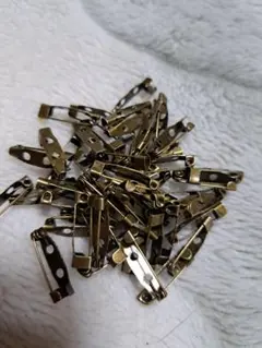 金古美 ブローチピン 50個