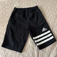 adidas 半ズボン 120 黒 ストライプ
